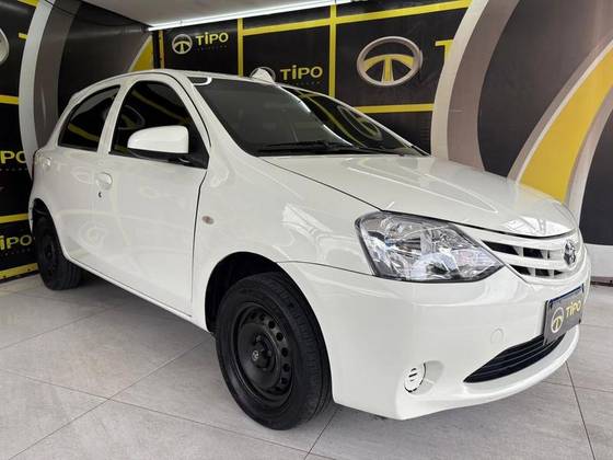 TOYOTA ETIOS 1.3 X 16V FLEX 4P MANUAL TOYOTA ETIOS 1.3 X 16V FLEX 4P MANUAL